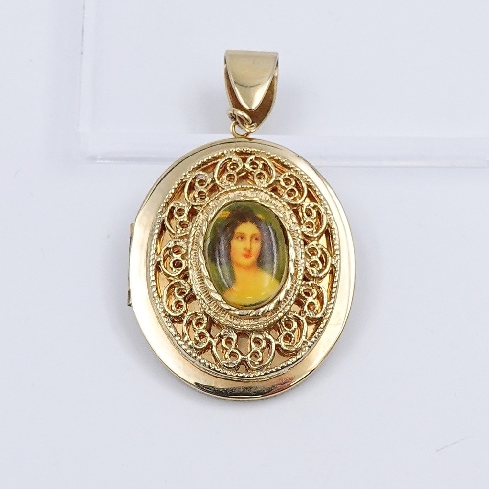Victorian Revival Portrait‎ Locket Pendant Gold Tone Filigree Romantic - Picture 11 of 12